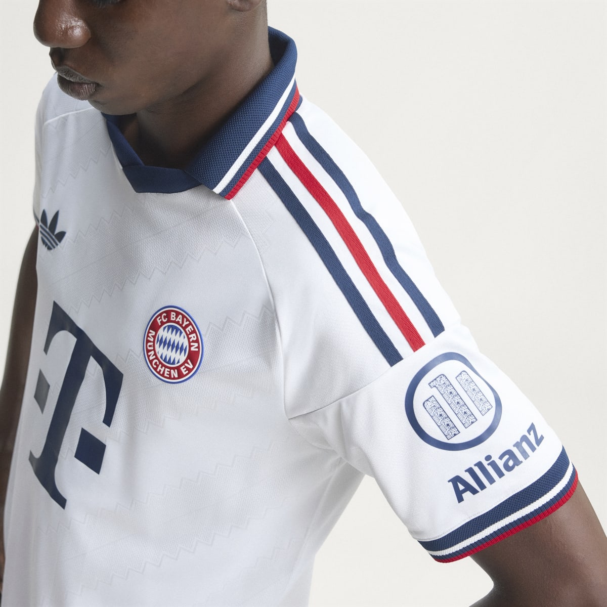 Men's adidas FC Bayern Munich Authentic Away 2026/27 Jersey - Image 7