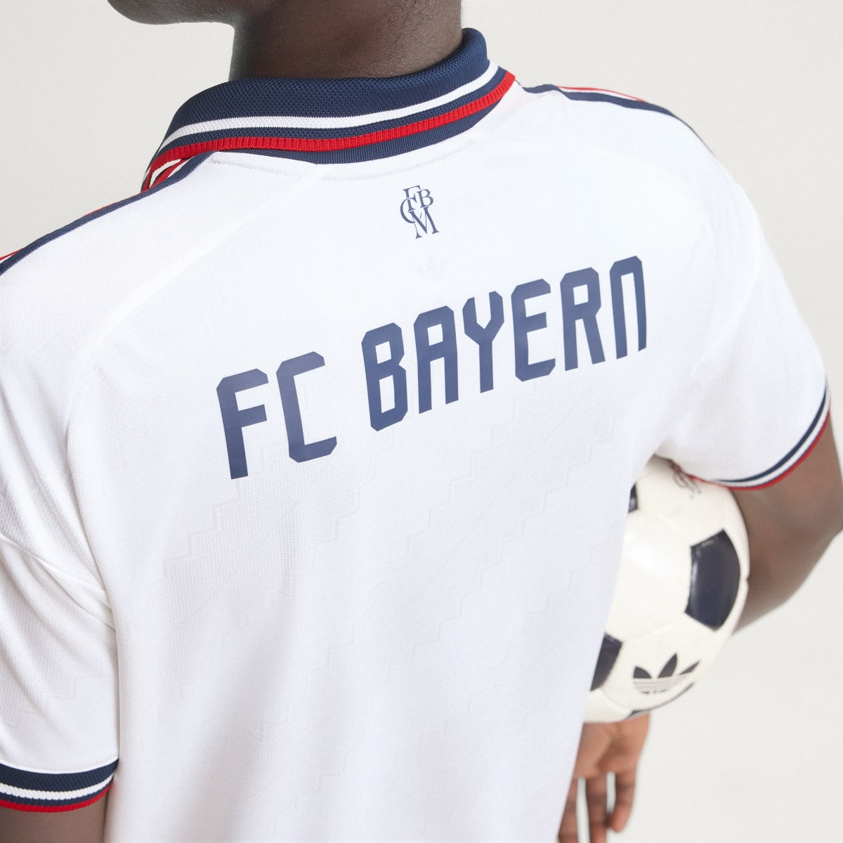 Men's adidas FC Bayern Munich Authentic Away 2026/27 Jersey - Image 8