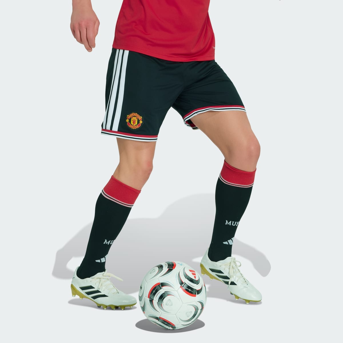 Manchester United 26/27 Home Shorts - Image 7