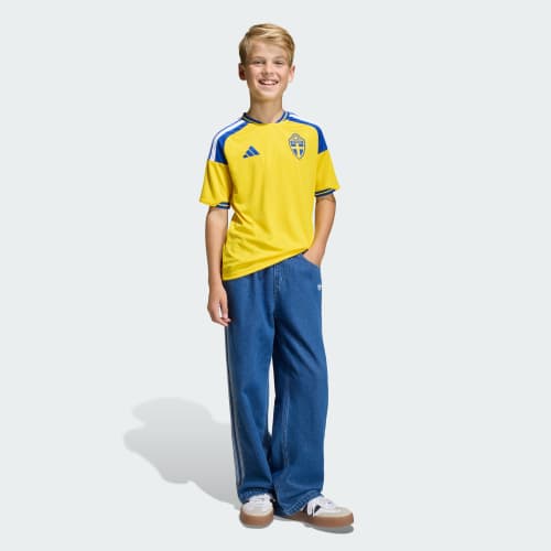 Yellow Sweden 26 Home Kids Jersey